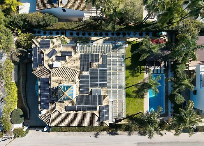 Villa San Pedro Luxury Private Pool Access & Family Fun Marbella