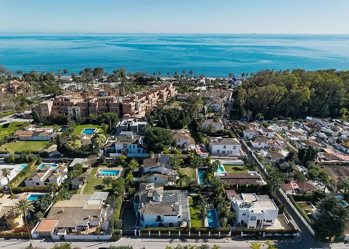 Villa San Pedro Luxury Private Pool Access & Family Fun Marbella