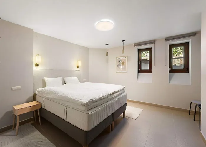 San Pedro Luxury Private Pool Access & Family Fun Villa