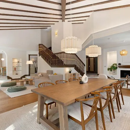 San Pedro Luxury Private Pool Access & Family Fun * Μαρμπέλλα