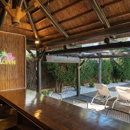 Βίλα San Pedro Luxury Private Pool Access & Family Fun