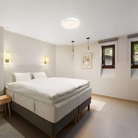 San Pedro Luxury Private Pool Access & Family Fun Villa